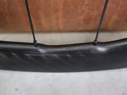 ZIPP 353 NSW / CARBON LAUFRADSATZ / TUBELESS / CENTERLOCK / SRAM XDR / 1371 G