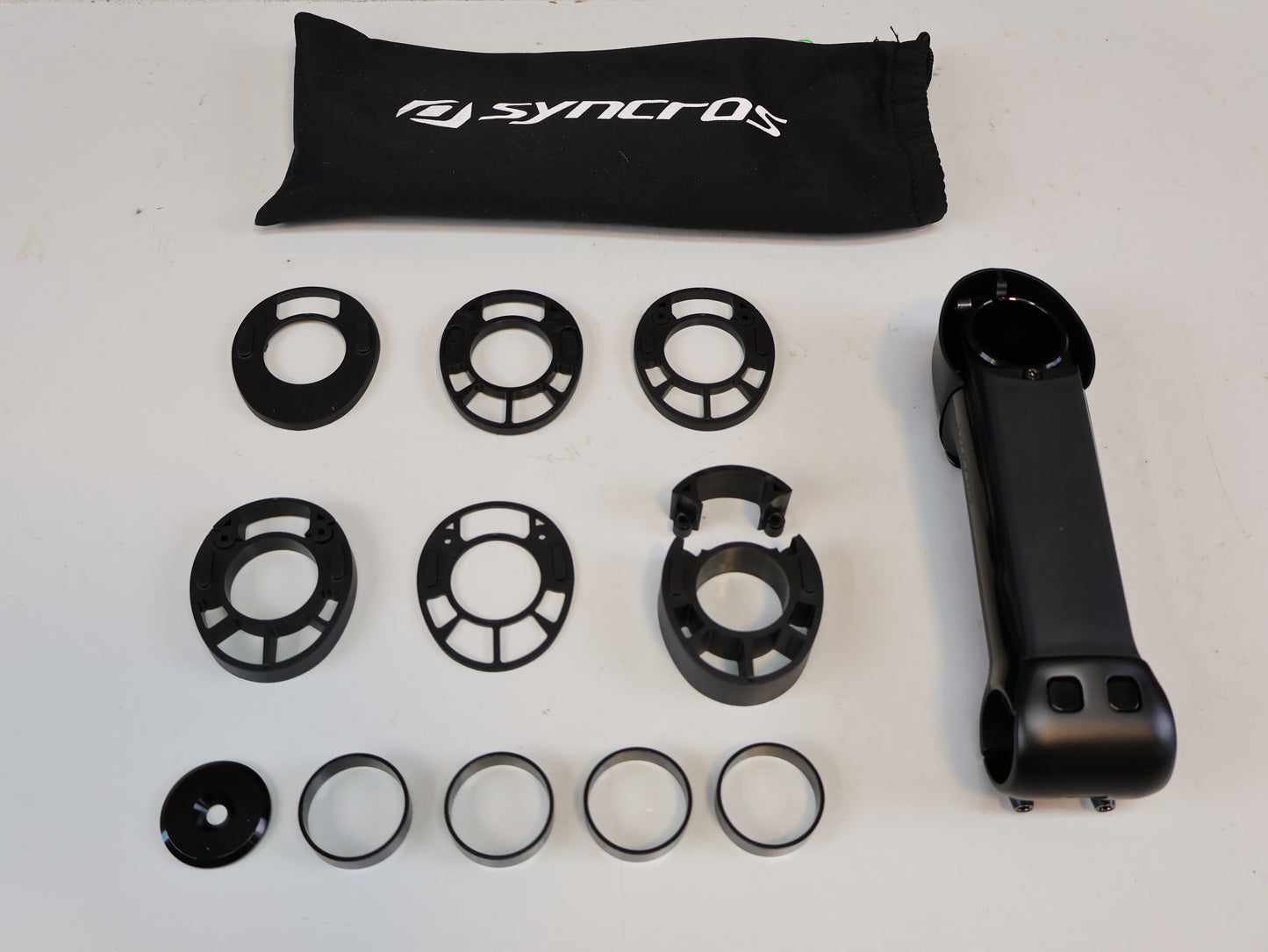 SYNCROS RR IC / 140 MM / ALU CARBON VORBAU / 31.8 MM / -6 GRAD / INLINE