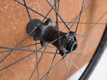 BONTRAGER AEOLUS PRO 3V CARBON LAUFRADSATZ XDR 25MM 1575G