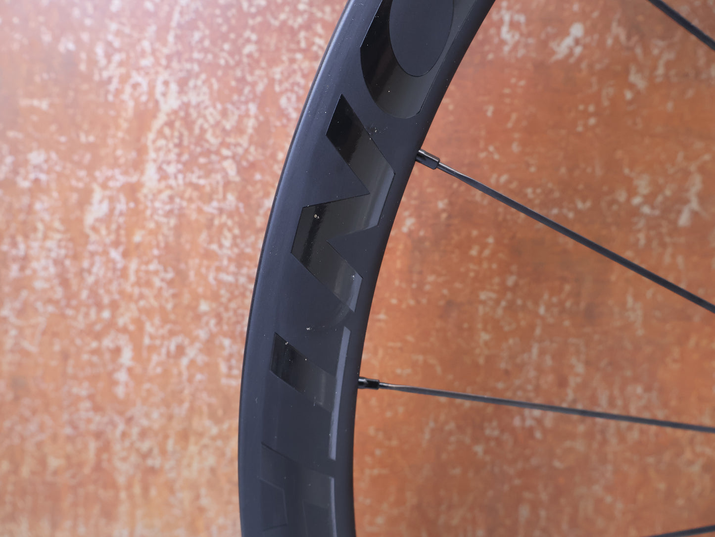 BONTRAGER AEOLUS PRO 3V CARBON LAUFRADSATZ XDR 25MM 1575G