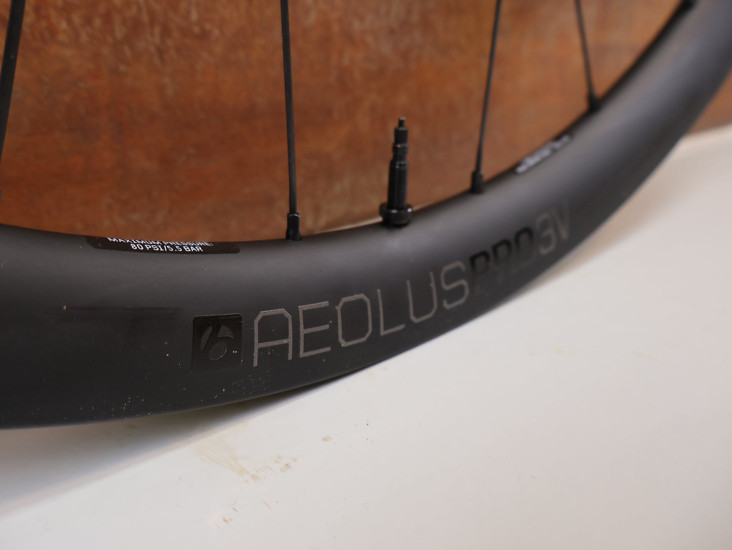 BONTRAGER AEOLUS PRO 3V CARBON LAUFRADSATZ XDR 25MM 1575G