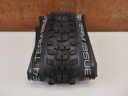 BONTRAGER SE4 TEAM ISSUE TLR MTB-REIFEN 27.5X2.4 SCHWARZ 845G