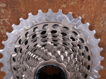 SRAM RED XG-1290 / 12-FACH ROAD KASSETTE / 10–33 Z / 213 G