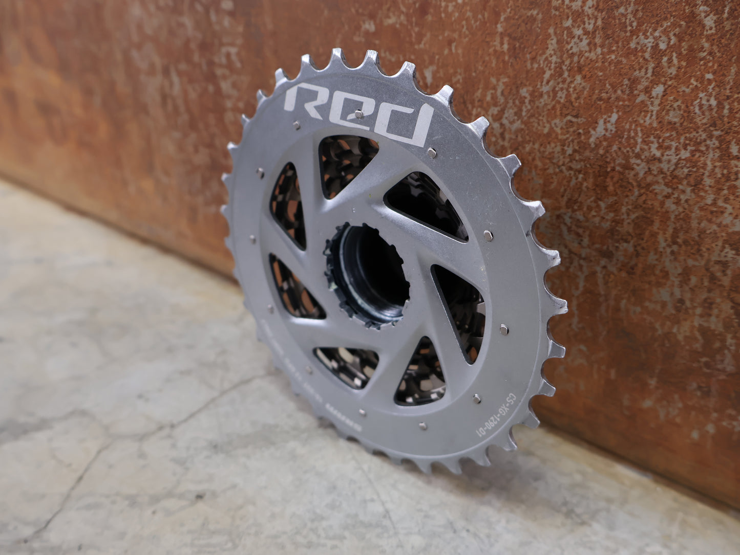 SRAM RED XG-1290 / 12-FACH ROAD KASSETTE / 10–33 Z / 213 G