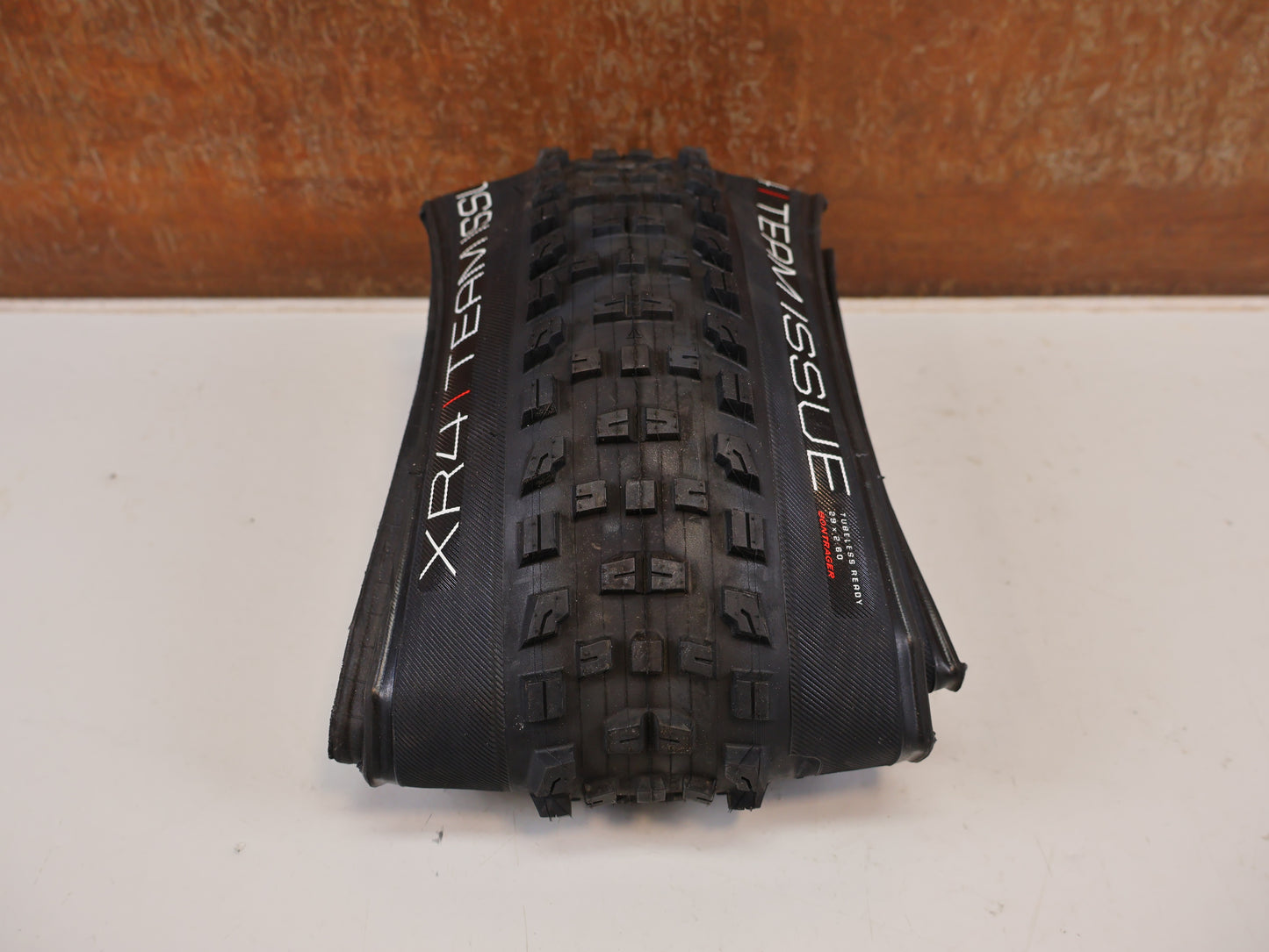 BONTRAGER XR4 TEAM ISSUE TLR MTB REIFEN 29X2.60 SCHWARZ 120 TPI