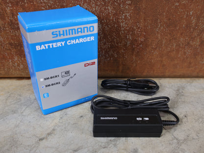 SHIMANO SM-BCR2 / DI2 LADEGERÄT / INTERNER AKKU / 11-FACH