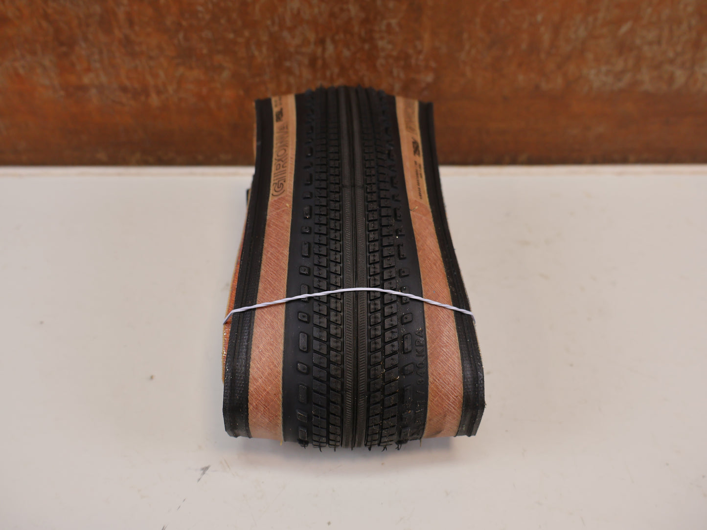 BONTRAGER GIRONA RSL GR TLR GRAVELREIFEN 700C – 35 / 38 / 42 MM