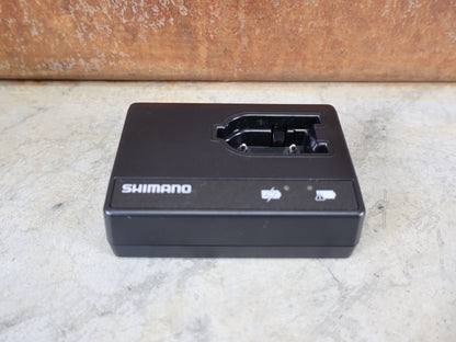 SHIMANO SM-BCR1 / DI2 LADEGERÄT / EXTERNER AKKU / SM-BCR1