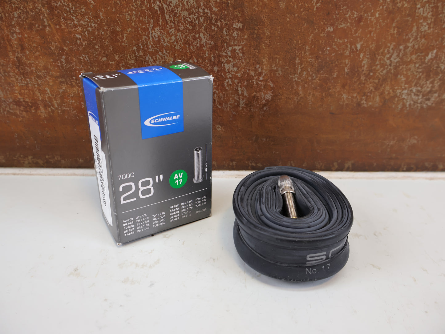 SCHWALBE NR 17 SCHLAUCH 28 ZOLL SCHRADER AV 40MM 150G