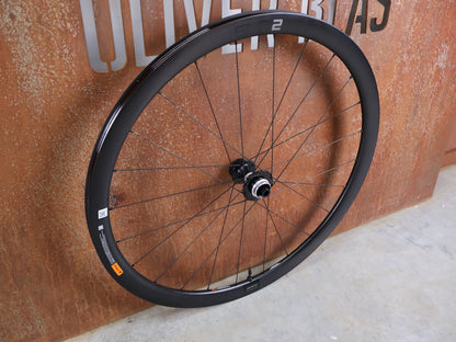 GIANT SLR 2 36 DISC / CARBON TUBELESS LAUFRADSATZ / HOOKLESS / SHIMANO HG / 1618 G