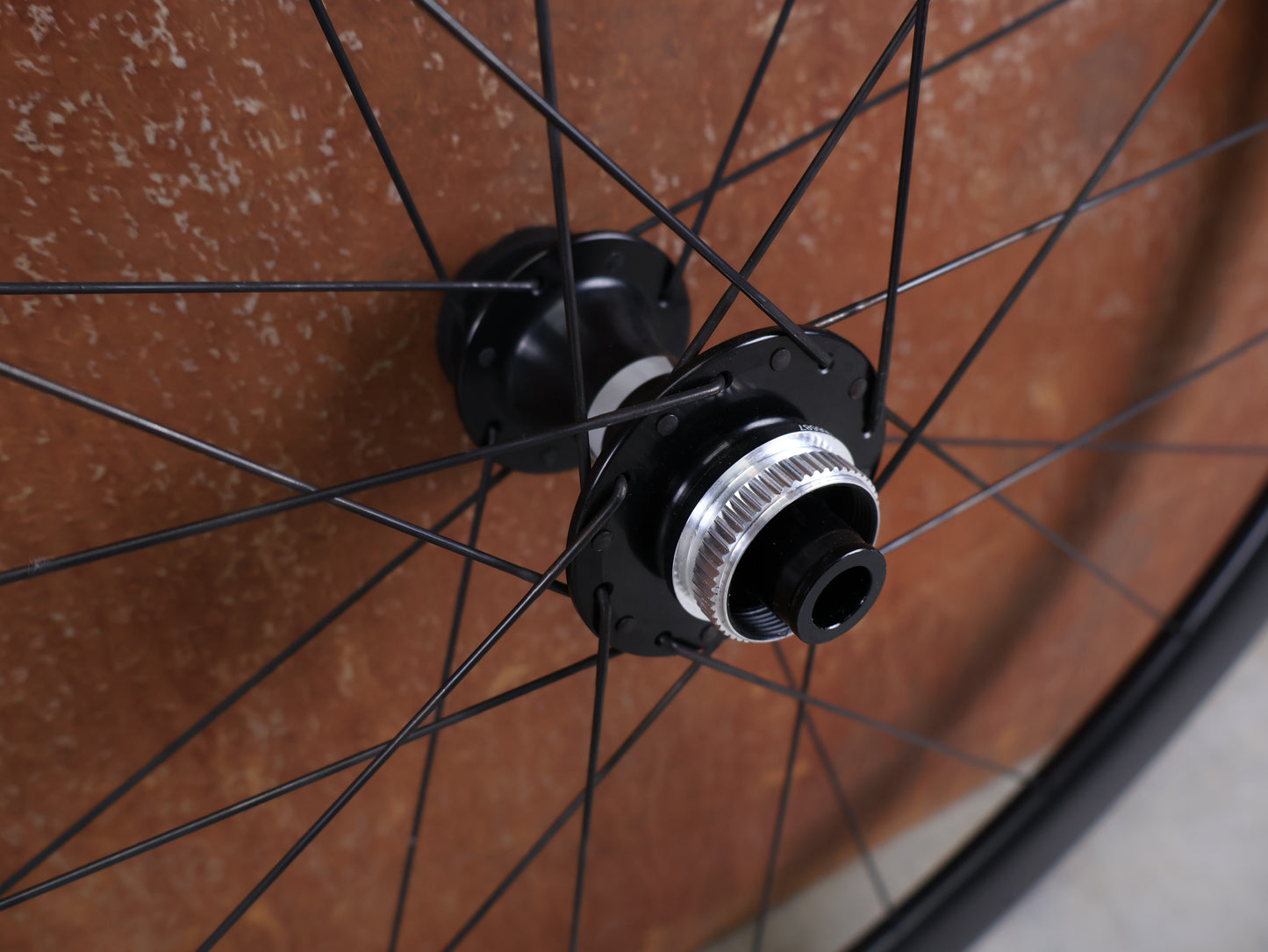 GIANT SLR 2 36 DISC / CARBON TUBELESS LAUFRADSATZ / HOOKLESS / SHIMANO HG / 1618 G