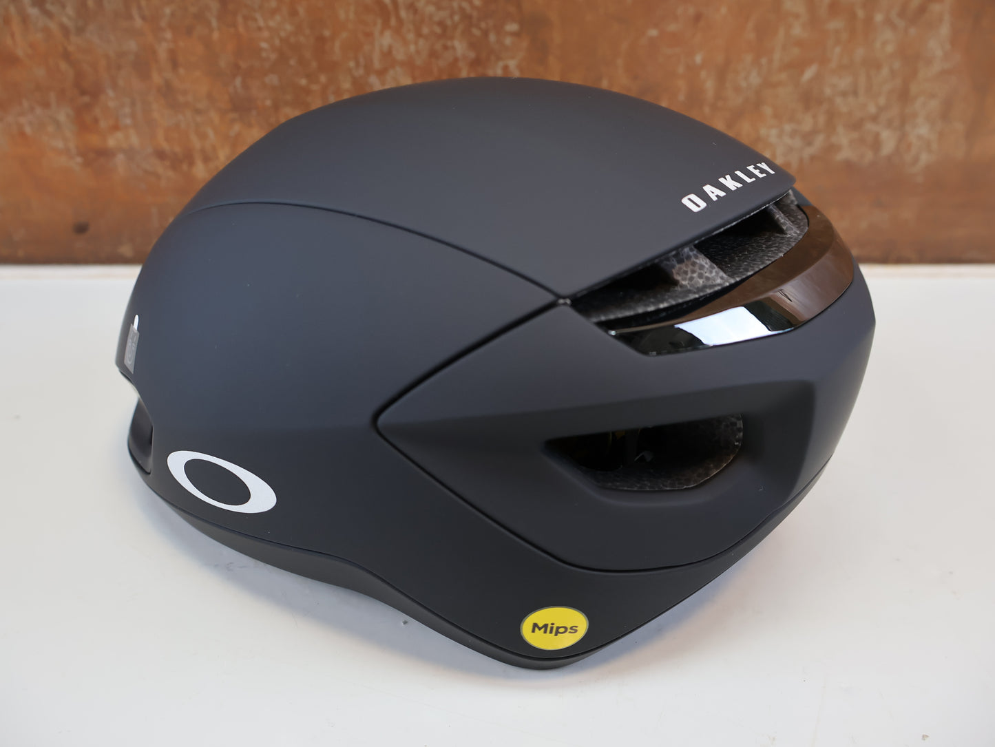 OAKLEY ARO7 ROAD MIPS / AERO HELM / GR. M 55-59 CM / MATTE BLACK
