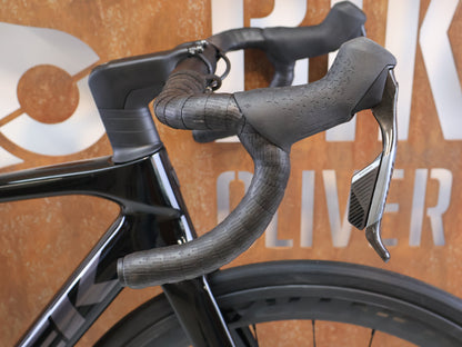 TREK MADONE SL 6 AXS GEN 8 / GR. M / CARBON RENNRAD / DARK STAR DEEP SMOKE