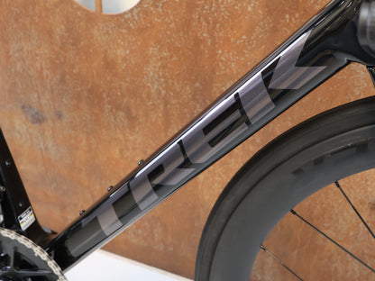 TREK MADONE SL 6 AXS GEN 8 / GR. M / CARBON RENNRAD / DARK STAR DEEP SMOKE