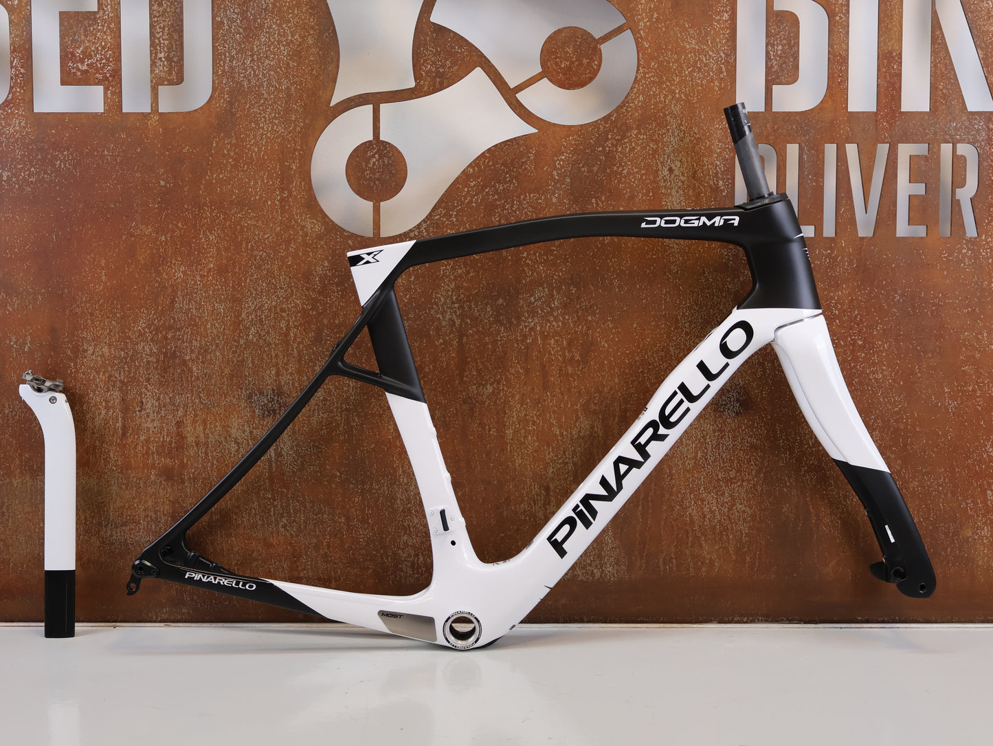 PINARELLO DOGMA X RAHMENSET XOLAR WHITE CARBON / 55CM