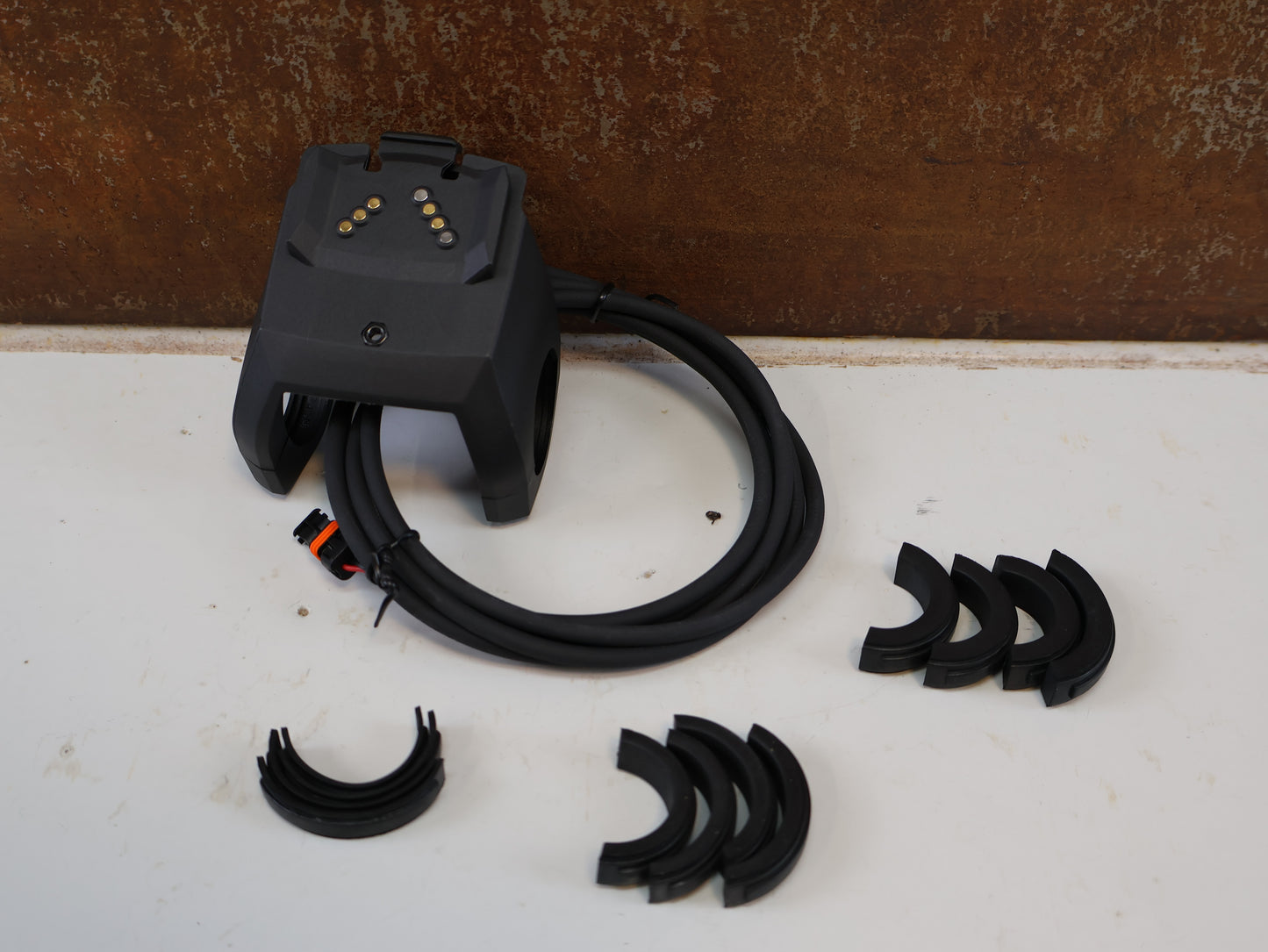 BOSCH DISPLAYHALTER / E-BIKE HALTERUNG FÜR INTUVIA UND NYON / INKLUSIV KABEL 150 CM
