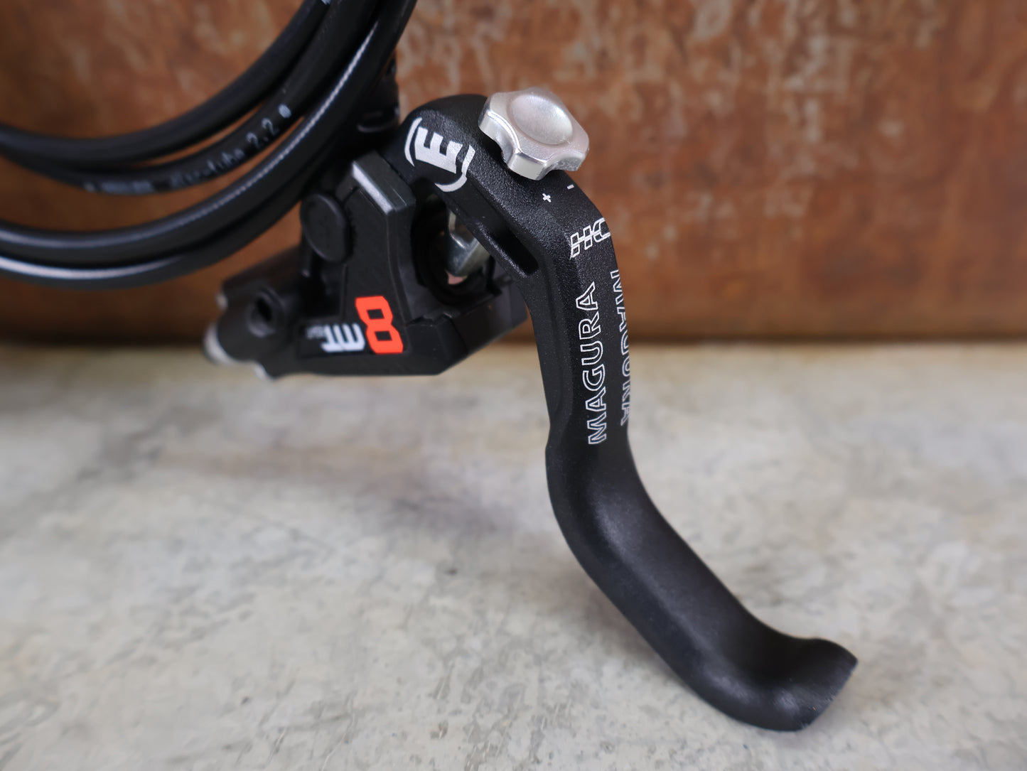 MAGURA MT8 PRO / HYDRAULISCHE SCHEIBENBREMSE / CARBOTECTURE SL / FLIP-FLOP / 240 G