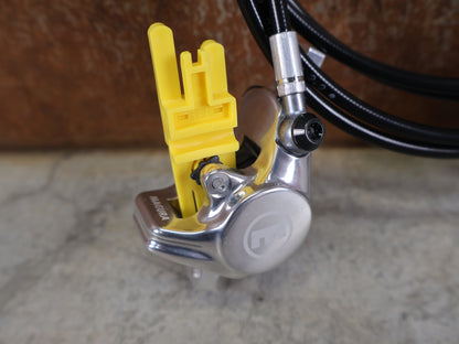 MAGURA MT8 PRO / HYDRAULISCHE SCHEIBENBREMSE / CARBOTECTURE SL / FLIP-FLOP / 240 G