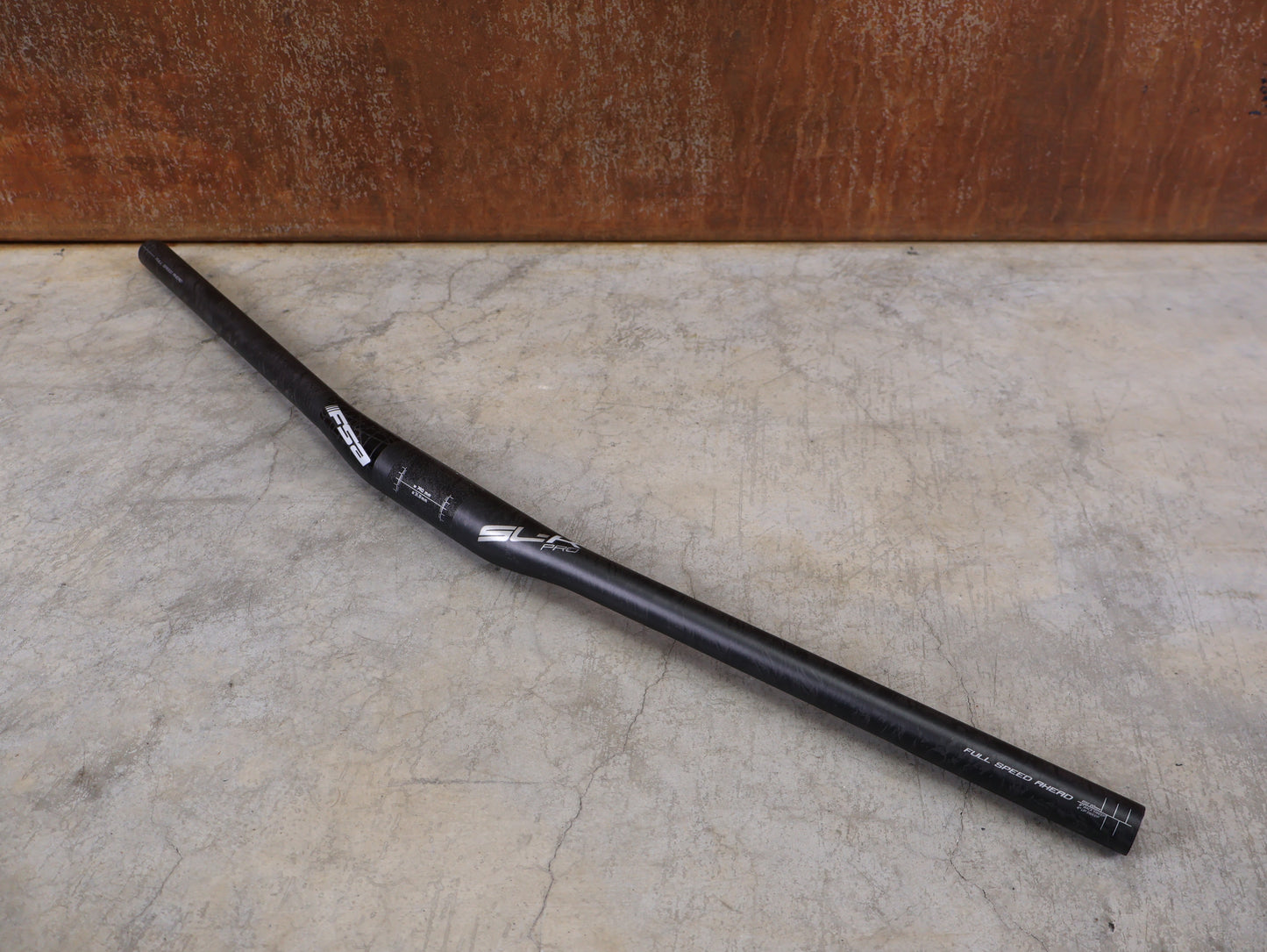 FSA SL-K PRO FLAT / CARBON MTB-LENKER / ICR / 740 MM / 193 G