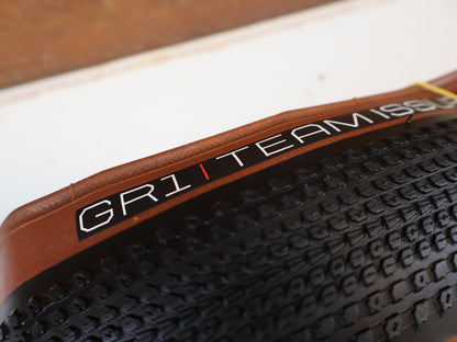 BONTRAGER GR1 TEAM ISSUE GRAVELREIFEN SET / 2X REIFEN 40-622 700 X 40MM TLR BROWN