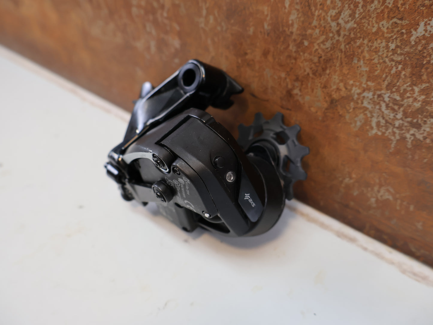 SRAM RED XPLR ETAP AXS SCHALTWERK / 12-FACH / 10-44T / KERAMIKLAGER