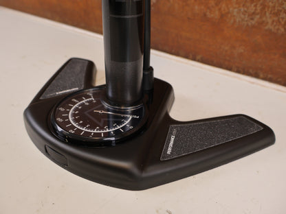 PRO PERFORMANCE LTD STANDPUMPE STAHL 11 BAR SILBER