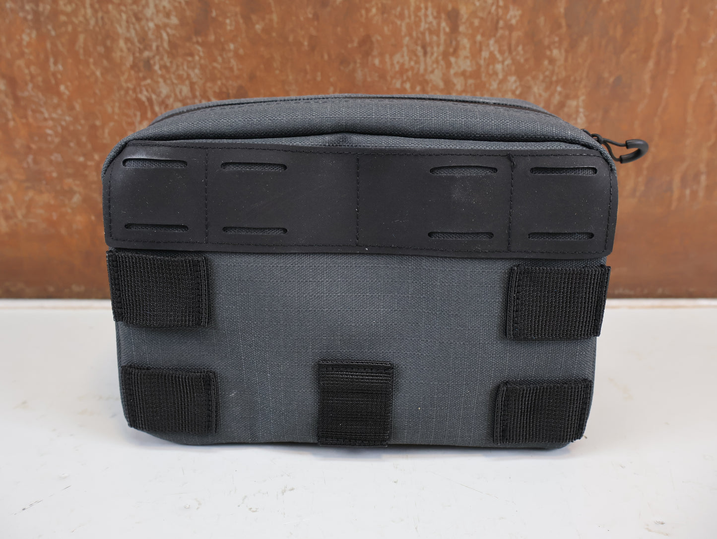 PRO DISCOVER LENKERTASCHE KLEIN 2,5 L WASSERDICHT GRAU-SCHWARZ