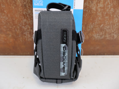 PRO DISCOVER SATTELTASCHE KLEIN 0,6 L WASSERDICHT GRAU-SCHWARZ