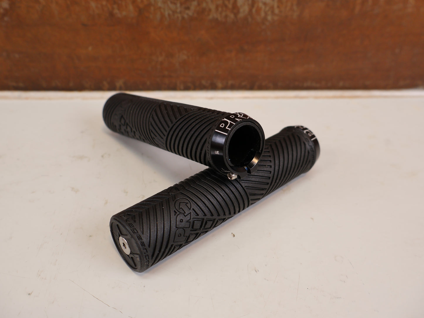 PRO DUAL LOCK SPORT LENKERGRIFFE SCHWARZ 30X130MM MTB
