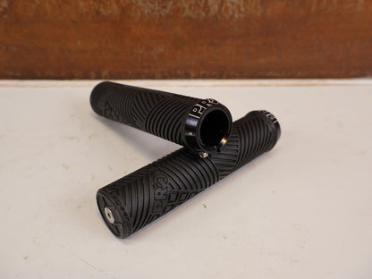 PRO DUAL LOCK SPORT LENKERGRIFFE SCHWARZ 30X130MM MTB