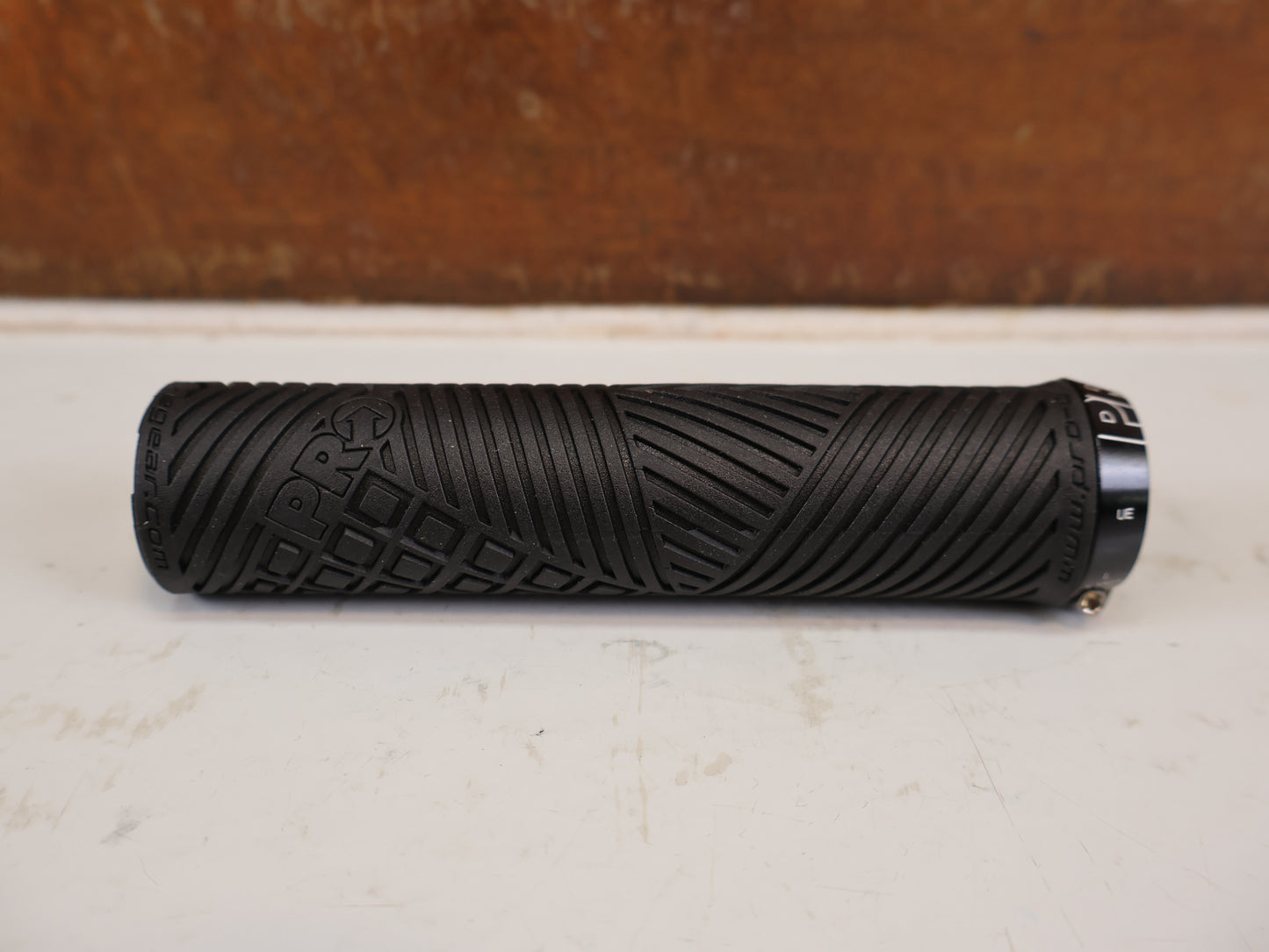 PRO DUAL LOCK SPORT LENKERGRIFFE SCHWARZ 30X130MM MTB