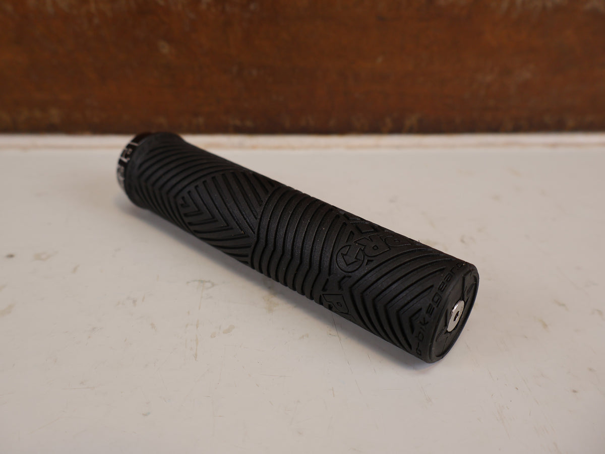 PRO DUAL LOCK SPORT LENKERGRIFFE SCHWARZ 30X130MM MTB