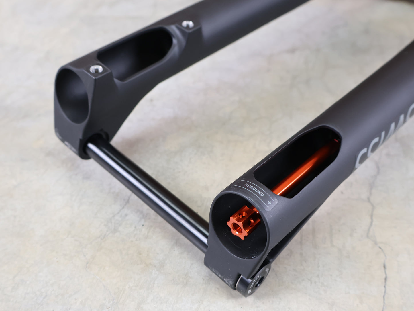 DT SWISS F 232 ONE / XC FEDERGABEL / 29" BOOST / 110 MM FEDERWEG / 1539 G