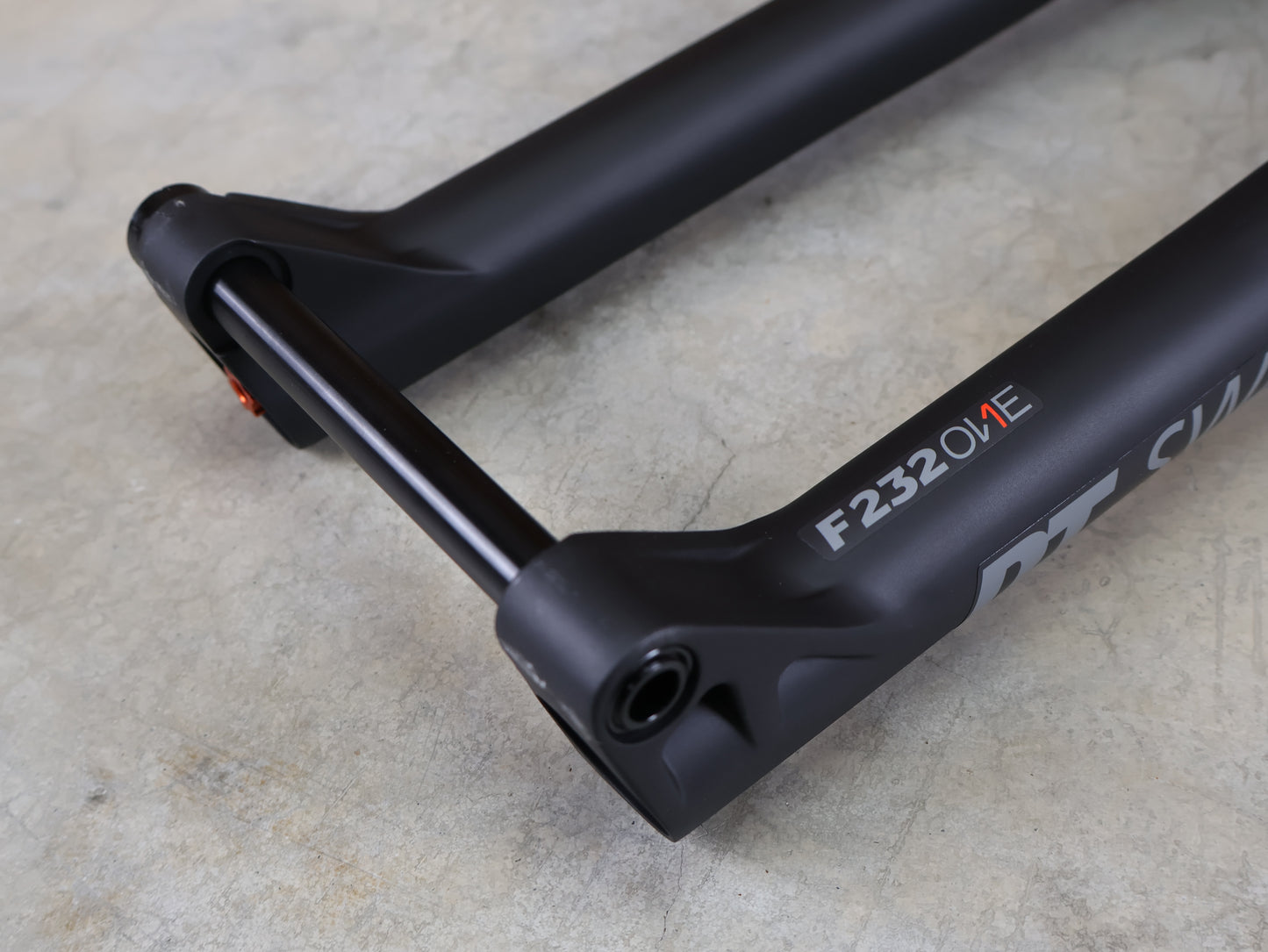 DT SWISS F 232 ONE / XC FEDERGABEL / 29" BOOST / 110 MM FEDERWEG / 1539 G