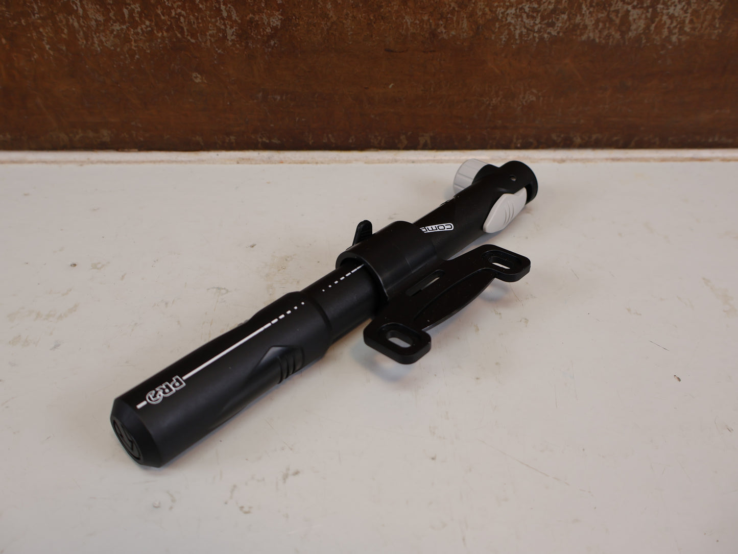 PRO COMPACT MINIPUMPE 22,5CM 8 BAR SCHWARZ 85G