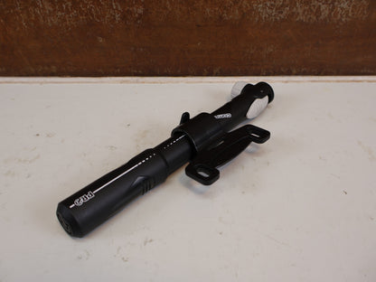 PRO COMPACT MINIPUMPE 22,5CM 8 BAR SCHWARZ 85G