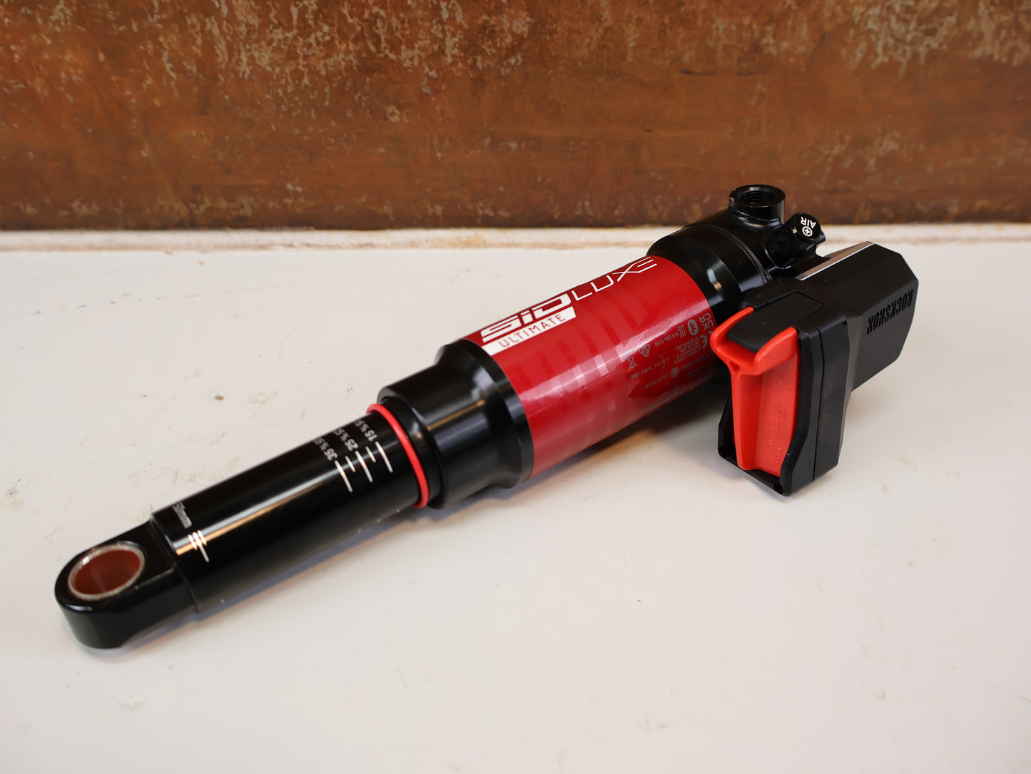 ROCKSHOX SIDLUXE ULTIMATE FLIGHT ATTENDANT DÄMPFER / 185X50 TRUNNION XC