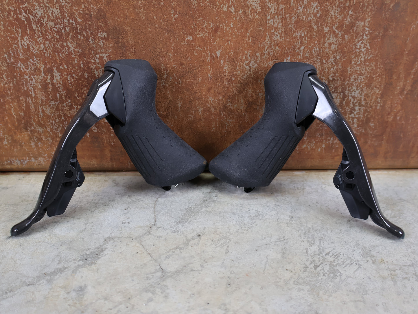 SRAM RIVAL AXS E1 SCHALT-BREMSHEBEL SET / 12-FACH / DISC / FLAT MOUNT / INKL. ADAPTER