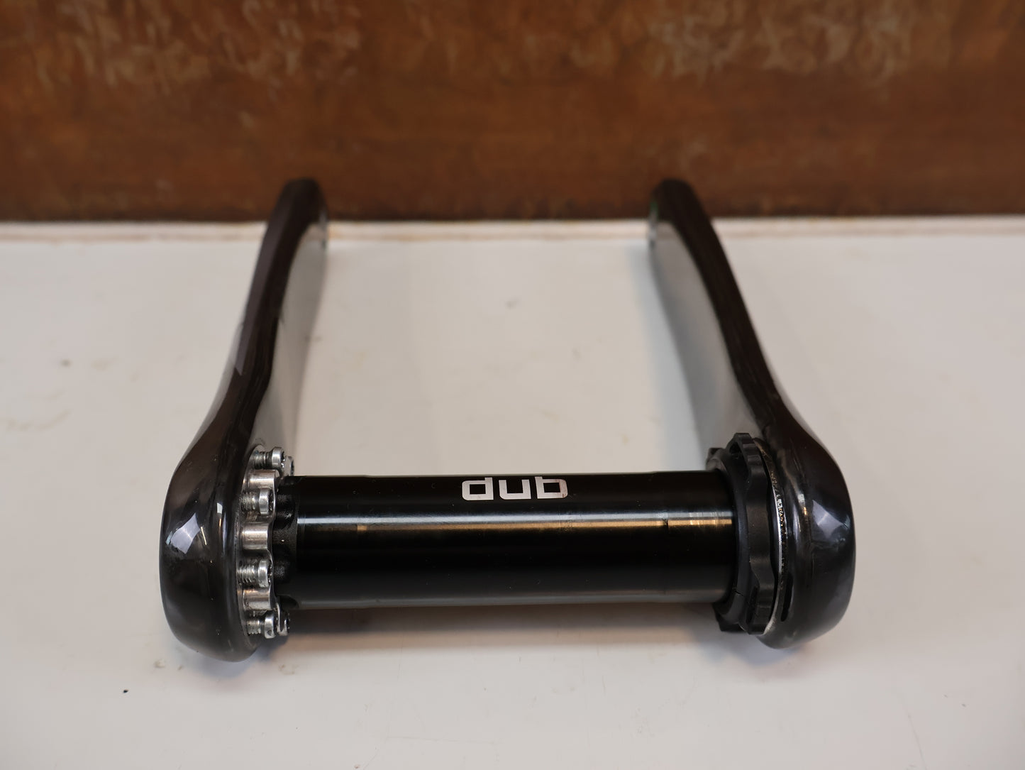 SRAM FORCE D1 DUB KURBELARM-SET / 172,5 MM CARBON KURBEL / 8-BOLT ANTRIEB
