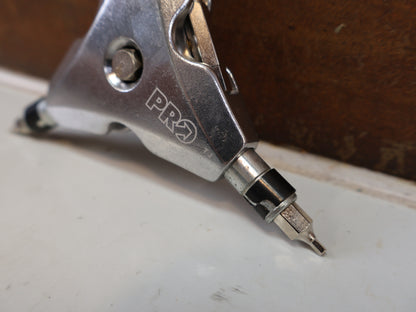 PRO TEAM Y-DREIARMSCHLÜSSEL 13-IN-1 MULTITOOL INBUS TORX
