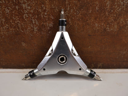PRO TEAM Y-DREIARMSCHLÜSSEL 13-IN-1 MULTITOOL INBUS TORX