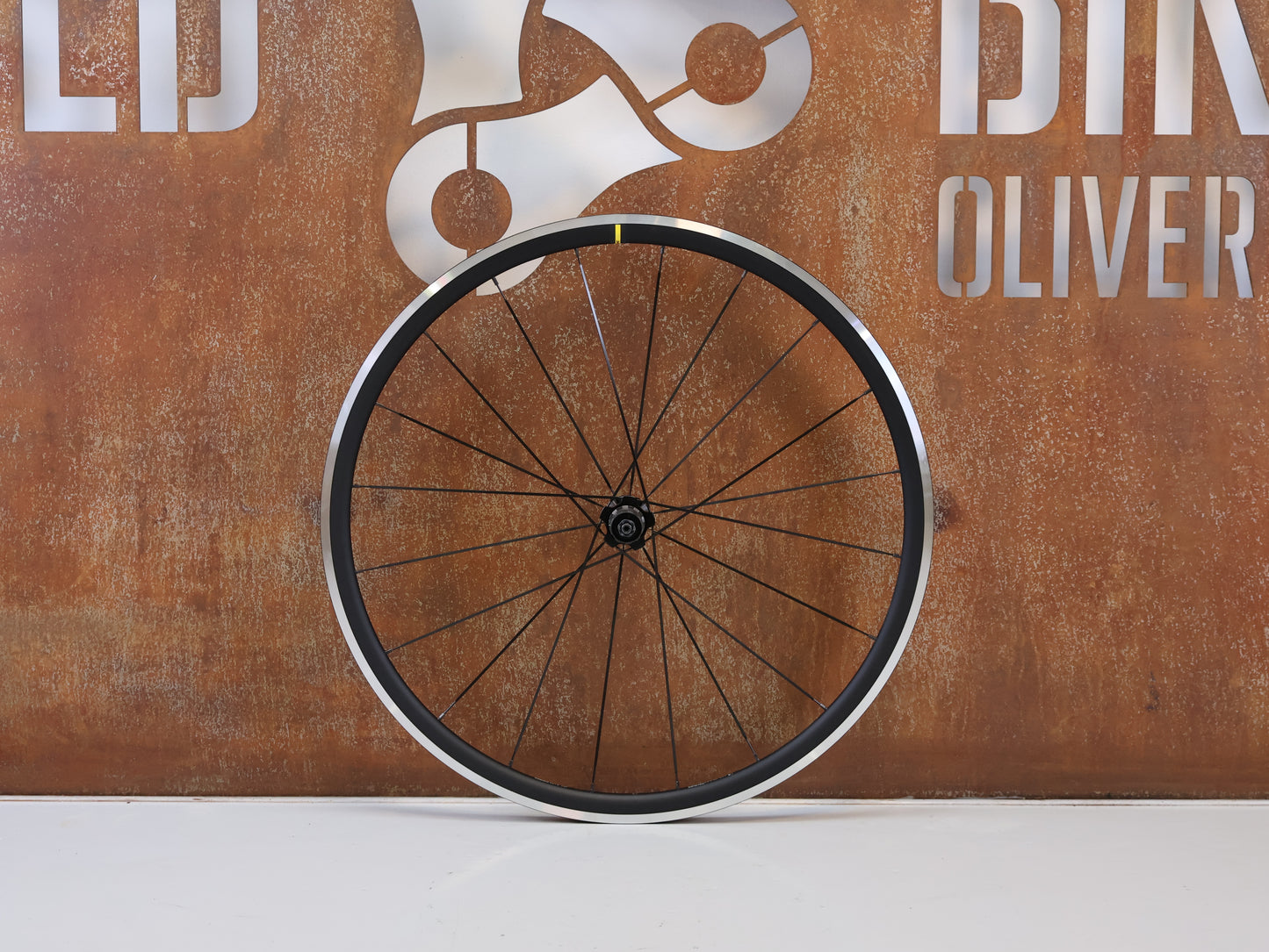 MAVIC COSMIC ELITE UST 700C HINTERRAD / FELGENBREMSE