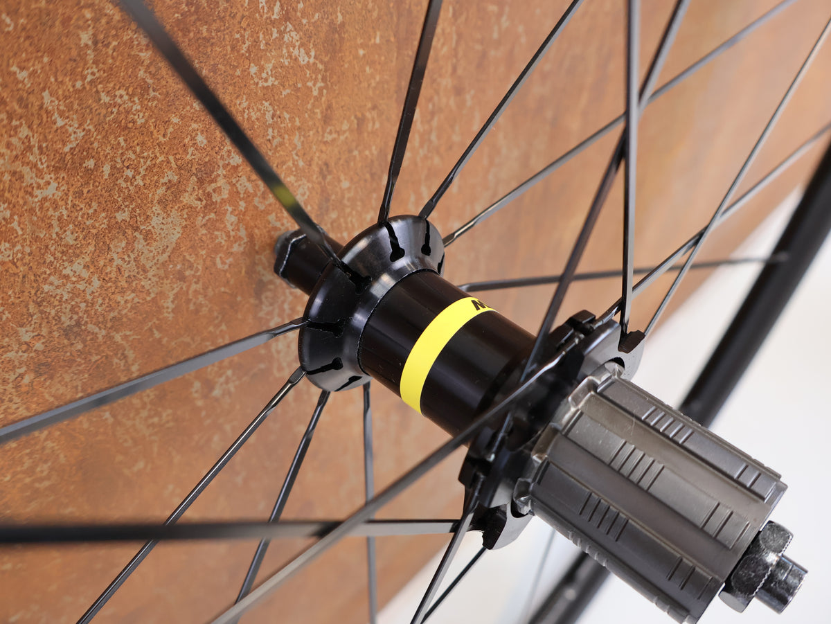 MAVIC COSMIC ELITE UST 700C HINTERRAD / FELGENBREMSE