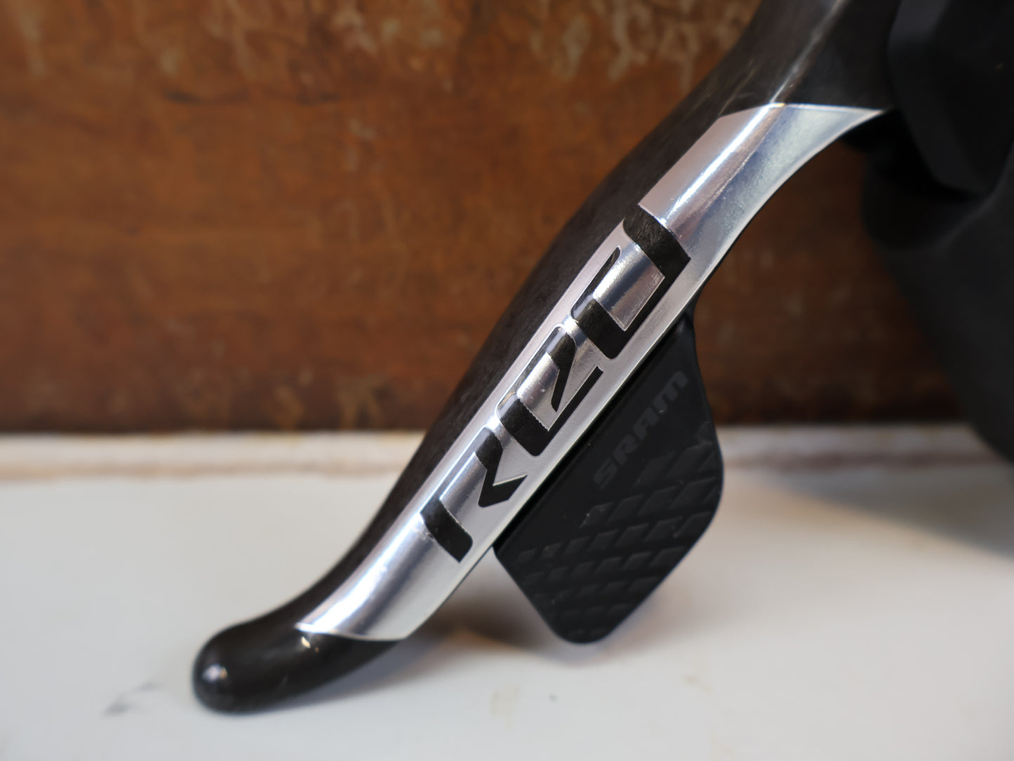 SRAM RED ETAP AXS D1 SCHALT-/ BREMSHEBEL 2X12-FACH / DISC / CARBON / INKL. BREMSSÄTTEL