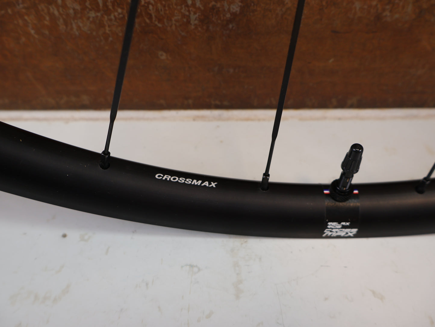MAVIC CROSSMAX DISC 29 ZOLL HR 12X142 SHIMANO HG 6 LOCH