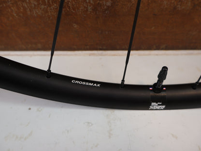 MAVIC CROSSMAX DISC 29 ZOLL HR 12X142 SHIMANO HG 6 LOCH