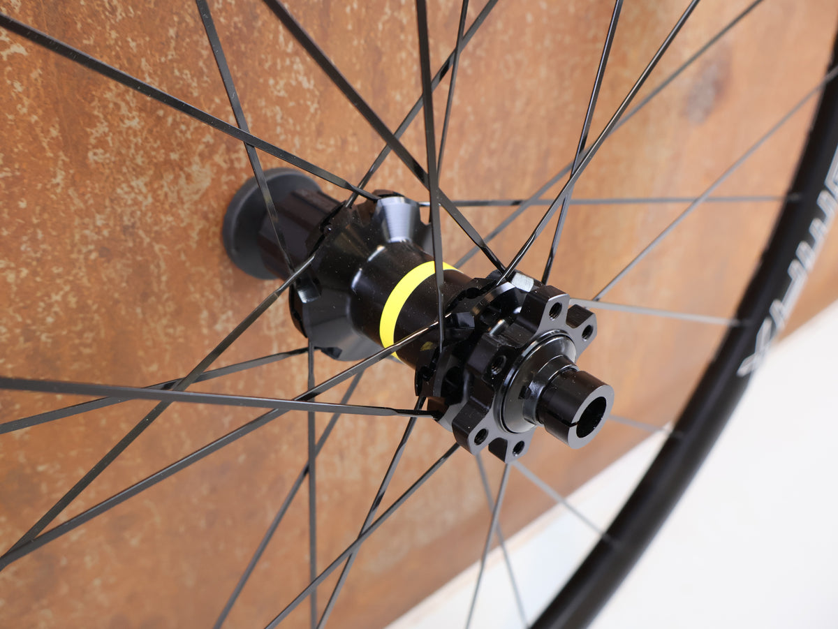 MAVIC CROSSMAX DISC 29 ZOLL HR 12X142 SHIMANO HG 6 LOCH