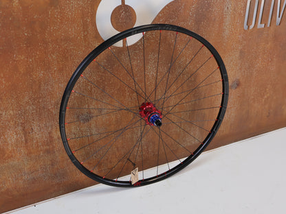 TUNE RACE 23 HINTERRAD 29 ZOLL 12X142 MM XDR ROT 771G