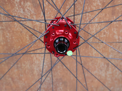 TUNE RACE 23 HINTERRAD 29 ZOLL 12X142 MM XDR ROT 771G