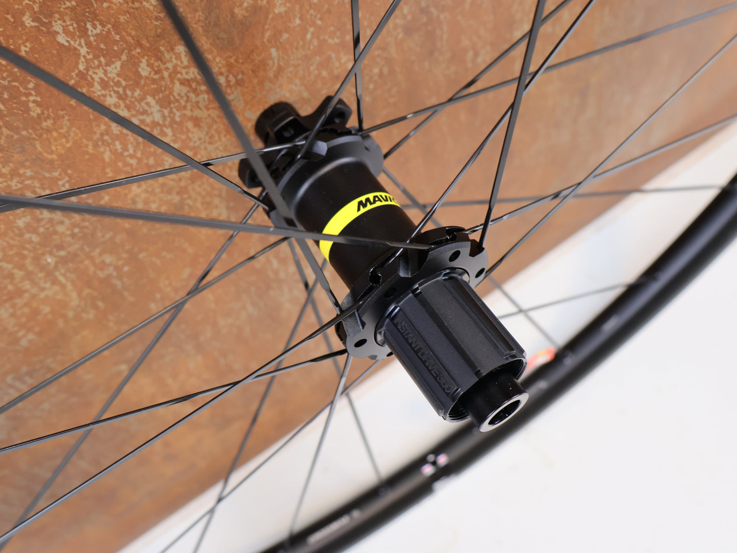 MAVIC CROSSMAX SL 29 ZOLL HR 12X148 BOOST SHIMANO HG 6-LOCH